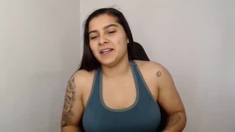 Snapshot of amanda5star chatting on January 29, 2025, 12:02 pm The queen of the biceps online show from January 29, 2025, 12:02 pm