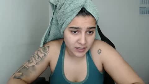 Snapshot of amanda5star chatting on March 11, 2025, 6:08 pm The queen of the biceps online show from March 11, 2025, 6:08 pm