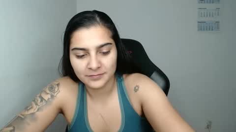 Snapshot of amanda5star chatting on November 27, 2025, 7:38 pm The queen of the biceps online show from November 27, 2025, 7:38 pm