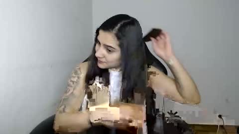 Snapshot of amanda5star chatting on April 6, 2026, 7:04 pm The queen of the biceps online show from April 6, 2026, 7:04 pm