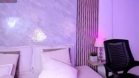 Snapshot of amanda_26 chatting on July 10, 2026, 1:10 am Luisa online show from July 10, 2026, 1:10 am