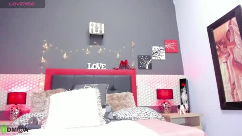 diana        Private is Open online show from March 8, 2025, 1:39 am