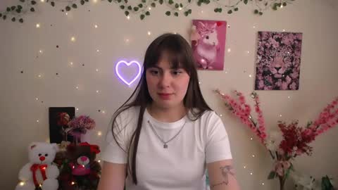 Snapshot of amanda_bright_ chatting on May 12, 2026, 10:34 am amanda_bright_ online show from May 12, 2026, 10:34 am