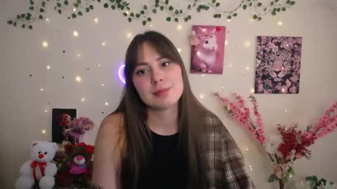 Snapshot of amanda_bright_ chatting on May 18, 2026, 10:43 am amanda_bright_ online show from May 18, 2026, 10:43 am