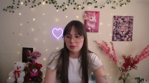 Snapshot of amanda_bright_ chatting on May 22, 2026, 10:32 am amanda_bright_ online show from May 22, 2026, 10:32 am