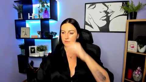 Amanda online show from March 17, 2026, 6:33 pm