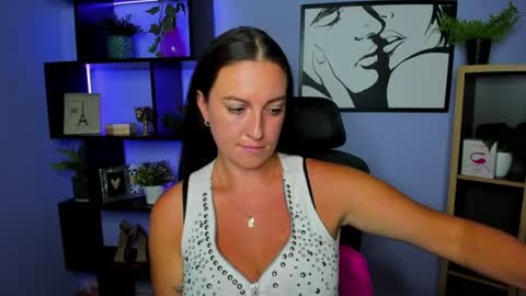 Amanda online show from July 8, 2026, 2:10 pm