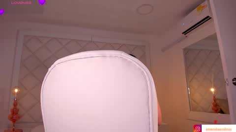 Amanda online show from October 19, 2025, 4:35 am