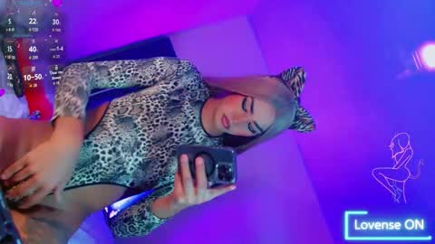 amanda_gray1 online show from December 3, 2025, 6:32 am