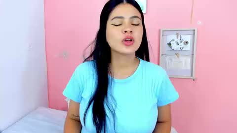 Thalia online show from October 24, 2025, 4:20 am