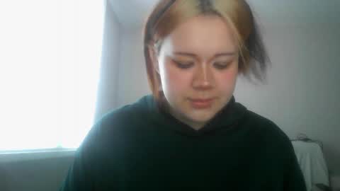 Snapshot of amanda_mia chatting on June 5, 2026, 5:25 am amanda_mia online show from June 5, 2026, 5:25 am