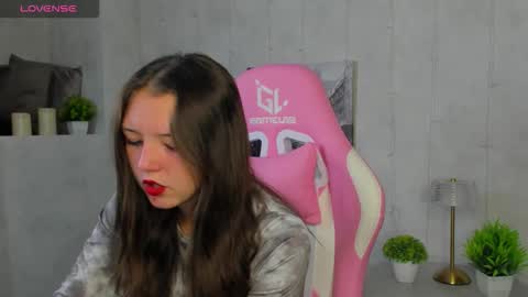 Amanda online show from October 1, 2025, 1:00 am