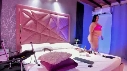 Amanda cruz online show from October 10, 2025, 12:20 am