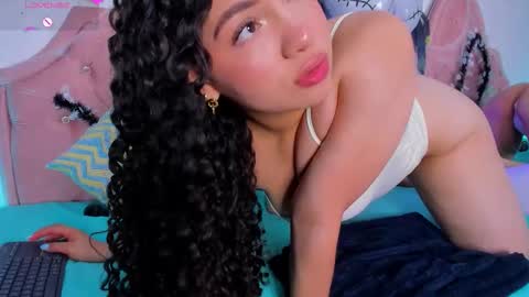 amandalee26 online show from October 25, 2025, 6:57 pm