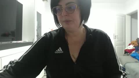 Anda online show from November 24, 2025, 5:34 pm