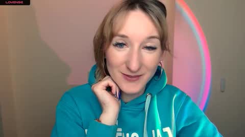 Amanda online show from October 5, 2025, 8:12 am