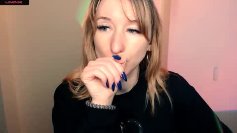 Amanda online show from October 13, 2025, 7:08 am