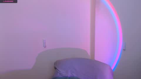 Amanda online show from December 23, 2025, 8:45 am