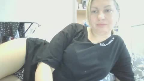 AmandaSexyyLA online show from December 5, 2025, 8:12 am