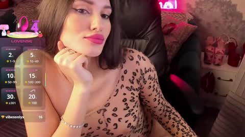 Amanda online show from March 4, 2025, 1:12 am