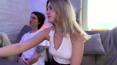 amandatalk online show from October 25, 2025, 6:21 am