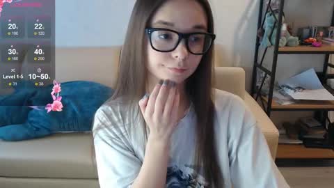 Snapshot of amaneli chatting on December 23, 2024, 11:25 am Mila online show from December 23, 2024, 11:25 am