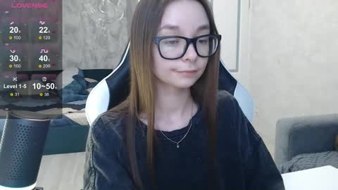 Snapshot of amaneli chatting on February 27, 2025, 2:43 pm Mila online show from February 27, 2025, 2:43 pm