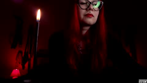 Goddess Amanita online show from October 28, 2025, 3:14 pm