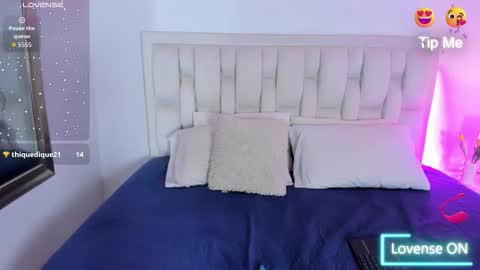 amara18_ online show from February 11, 2026, 7:52 pm