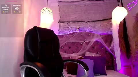 amara_davis1 online show from October 17, 2025, 4:26 am