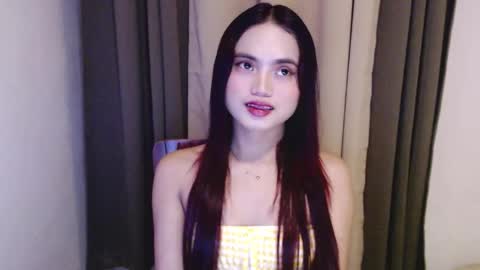 amara_hayami online show from October 8, 2025, 1:03 am
