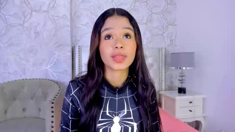 amara_rousse online show from November 30, 2025, 11:25 am