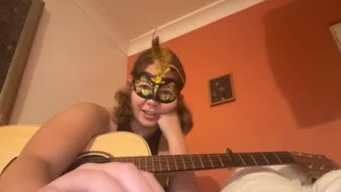 Snapshot of amaraelise chatting on January 29, 2025, 5:13 pm Amara Elise online show from January 29, 2025, 5:13 pm