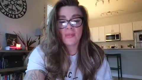 Amara Jezebel online show from October 25, 2025, 4:35 pm