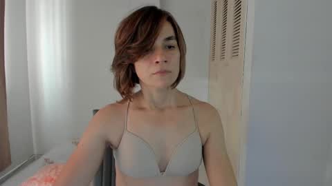 Amarantha online show from February 15, 2025, 8:22 pm