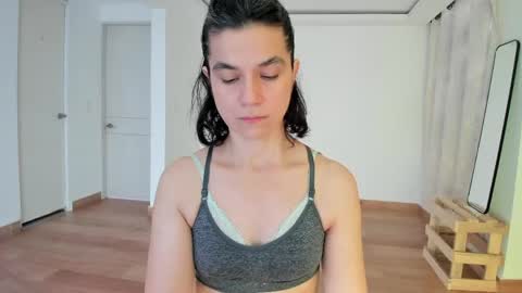 Snapshot of amaranthaajames chatting on May 13, 2026, 9:22 pm Amarantha online show from May 13, 2026, 9:22 pm
