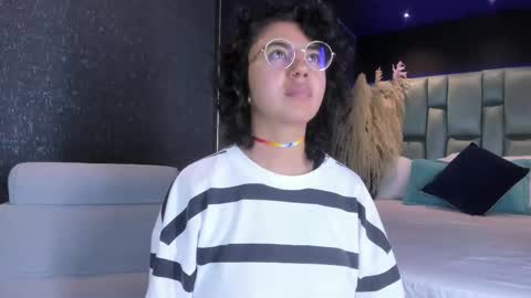 Emily online show from March 5, 2025, 3:07 pm