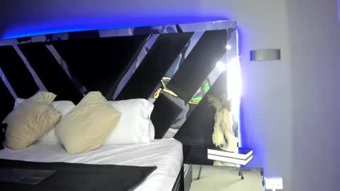 Emily online show from March 12, 2025, 11:09 am