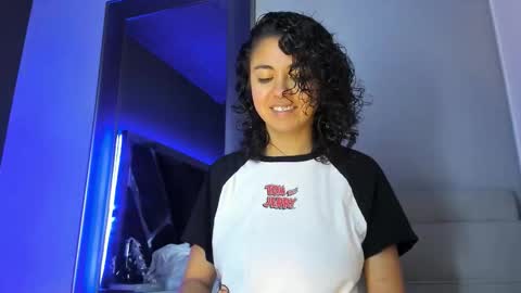 Emily online show from September 22, 2025, 11:12 am