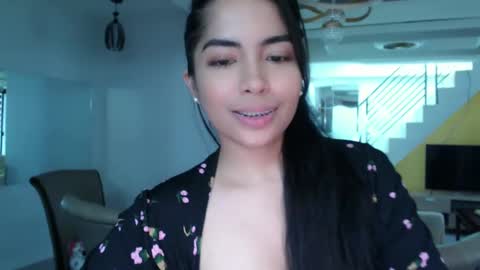Amariah Holly online show from December 5, 2024, 5:04 am