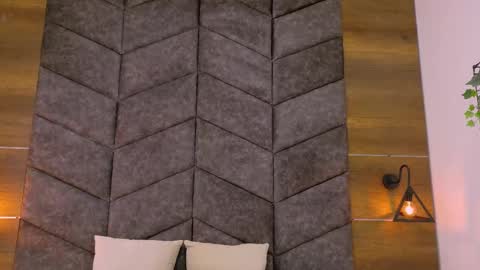 Amaris online show from October 6, 2025, 2:09 am