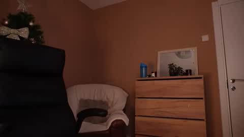 amateur_fitbabex online show from December 18, 2025, 7:14 am