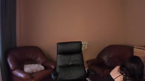 amateur_fitbabex online show from February 6, 2026, 7:45 am