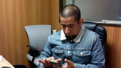 amateurlatinorock online show from June 5, 2026, 3:07 pm
