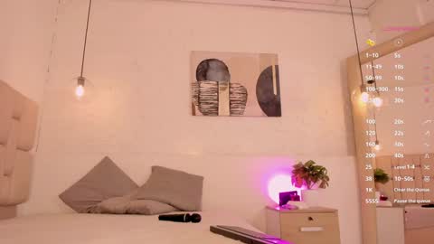  A M A T I S T A   online show from December 17, 2024, 11:05 pm