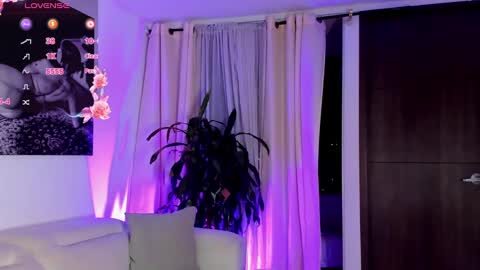 Amatista online show from January 24, 2025, 12:42 am