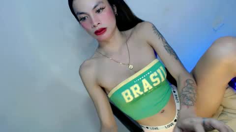 Annika 25yrs old online show from March 10, 2025, 6:49 am