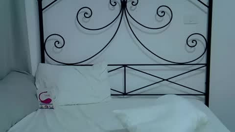 amazingsexygirl online show from February 4, 2025, 2:49 am