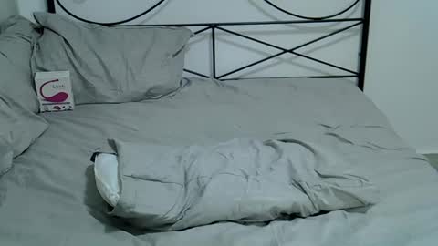 amazingsexygirl online show from February 25, 2025, 6:31 pm