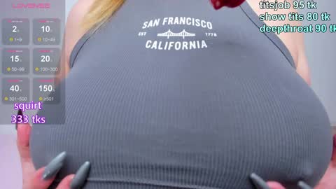 Im Mandy and I love to play in public and do crazy in PVT online show from October 12, 2025, 10:36 am